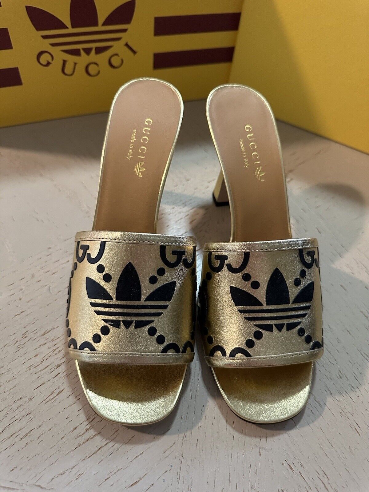 NIB  Gucci adidas Women’s Sandal Shoes Gold 8.5 US ( 38.5 Eu ) 722445