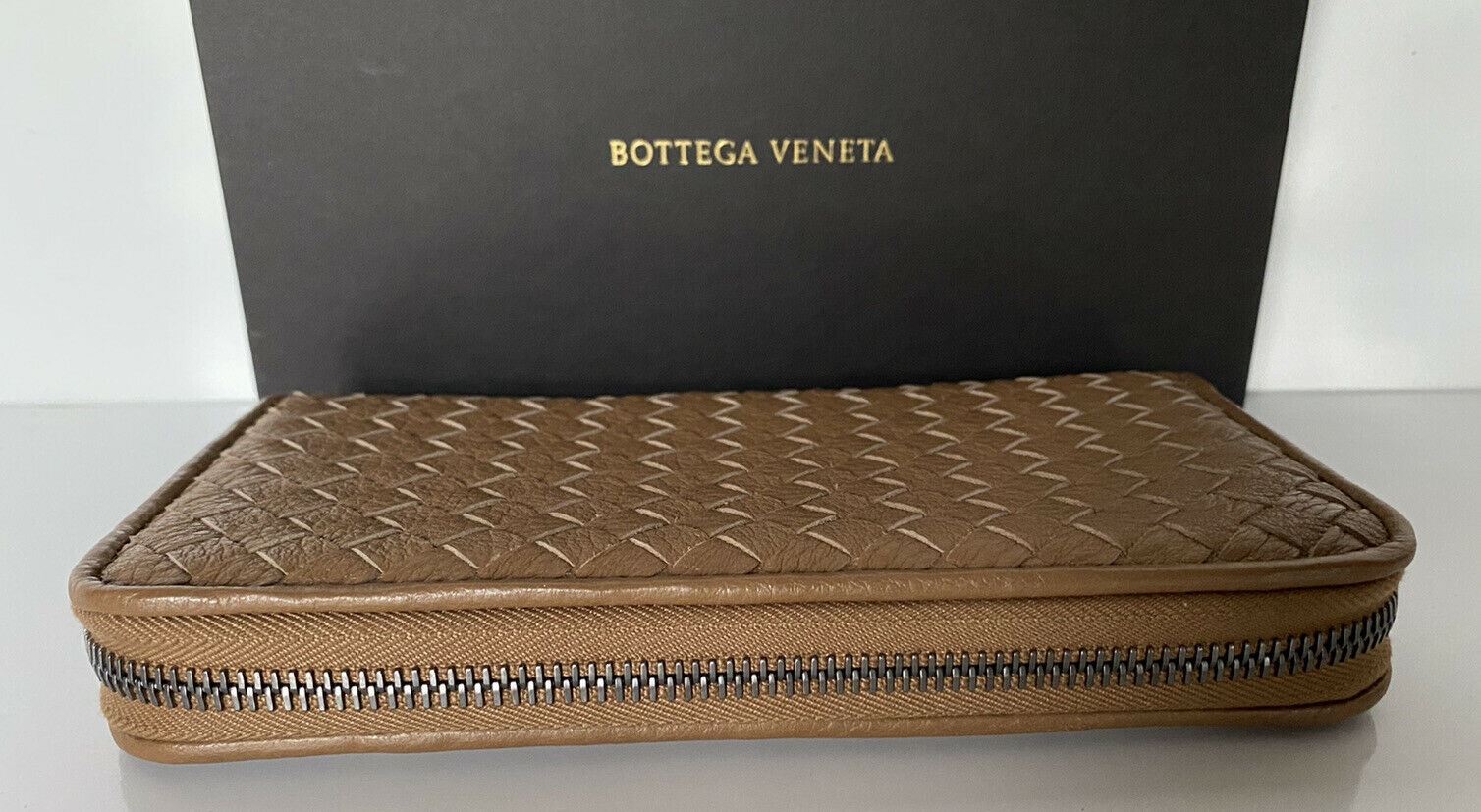 NWT Bottega Veneta Intrecciato Zipper Deer Leather Wallet Caramel 518389 Italy