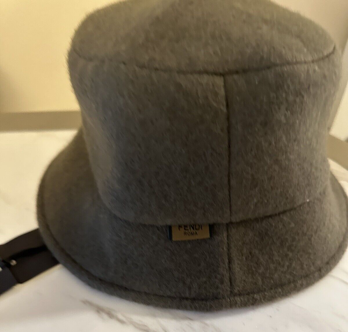 NWT $790 Fendi Classic Wool FF Logo Bucket Hat Size M Brown FXQ901