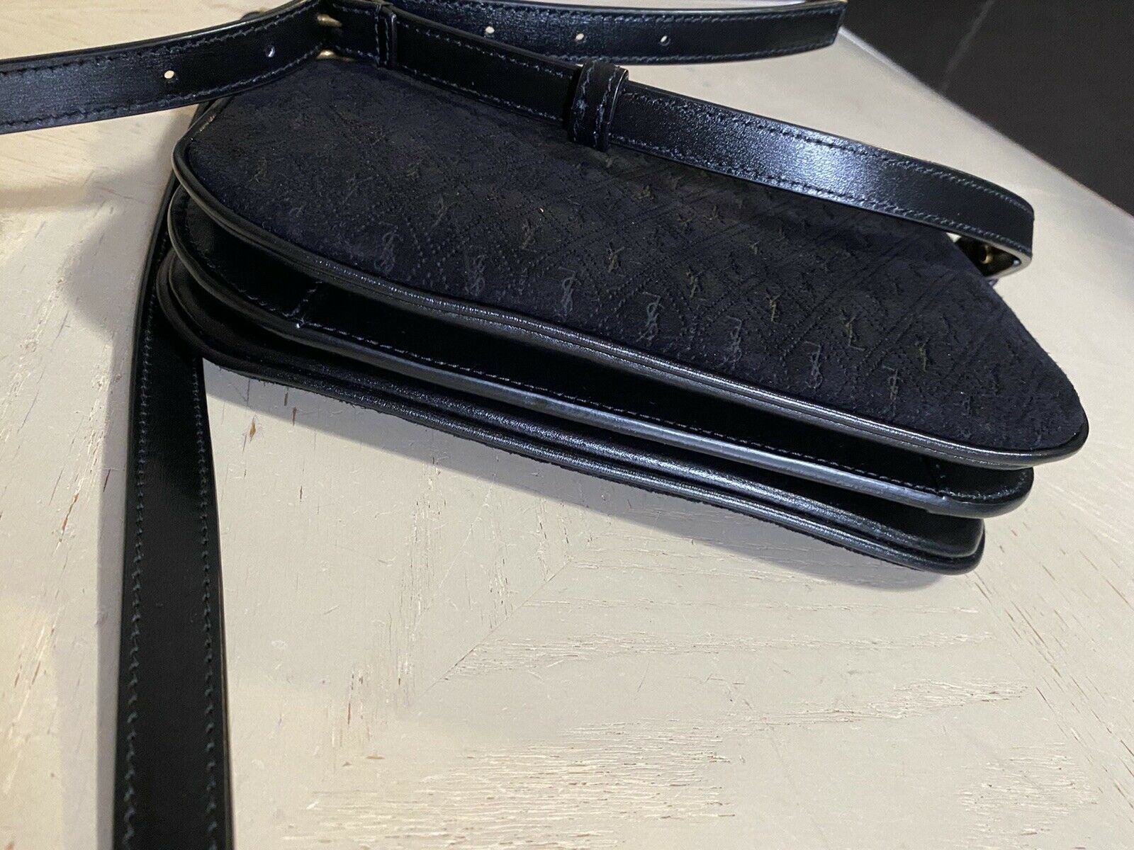 New $1850 Saint Laurent Leather/Suede YSL Crossbody Shoulder Bag Black 595541