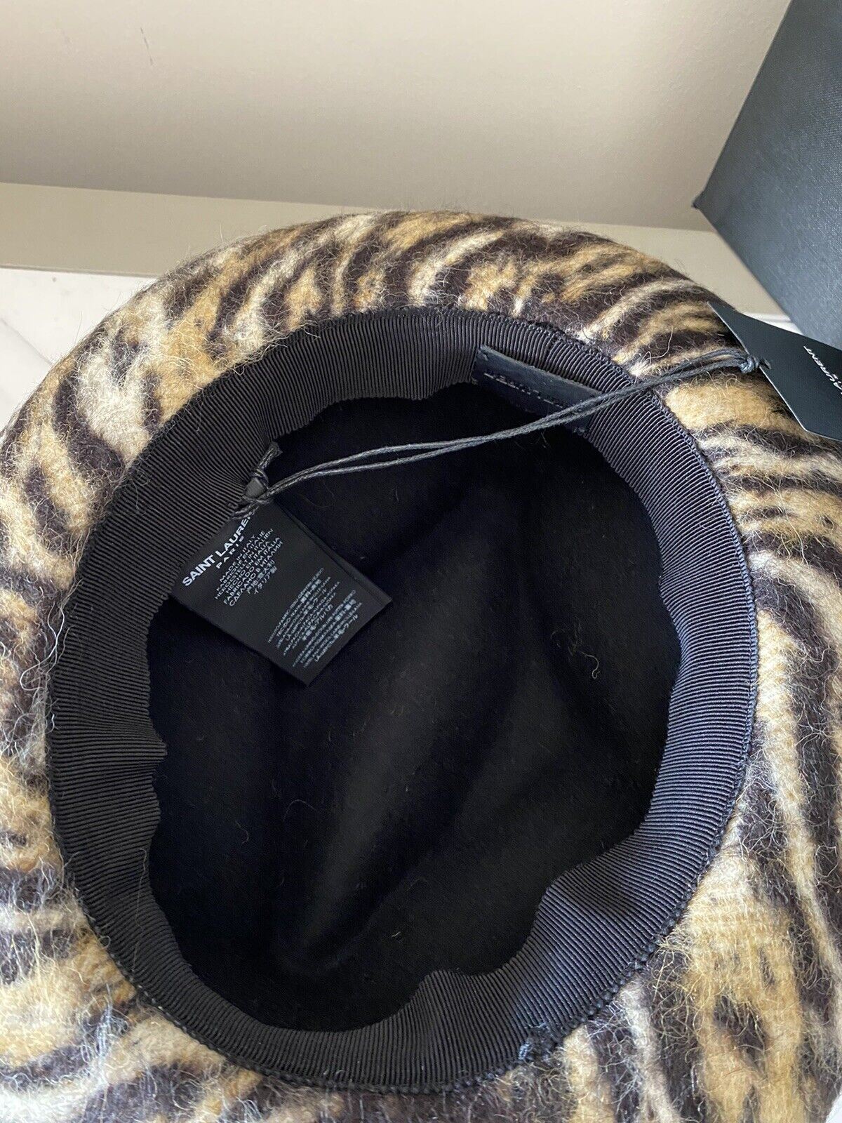 NWT $795 Saint Laurent Womens Fedora Hat Beige/Black Size M Italy