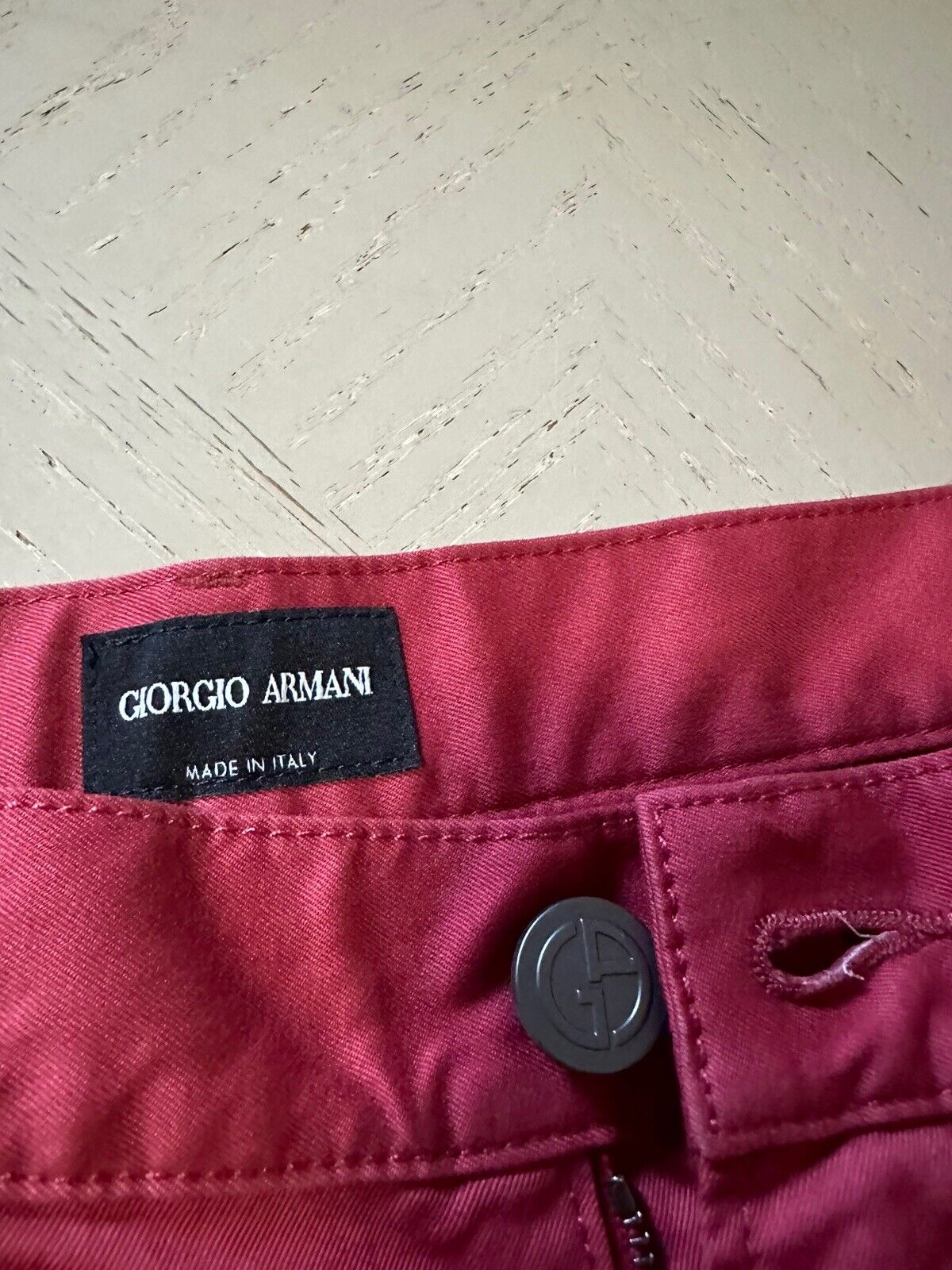 NWT $575 Giorgio Armani Mens Solid Regular Fit Pants Red 32 US Italy