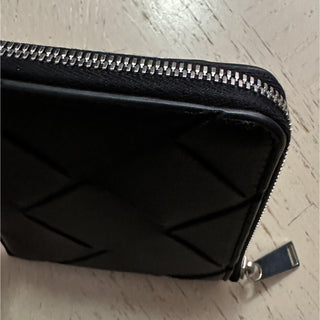 New $520 Bottega Veneta Mens Zip Wallet Black 580283 Italy