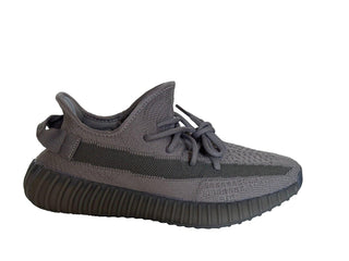 Yeezy Boost 350 V2 Men’s Low Top Sneakers Gray 7 US  (40 Eu) Made by Adidas NIB