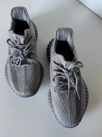 Yeezy Boost 350 V2 Men’s Low Top Sneakers Gray 7 US  (40 Eu) Made by Adidas NIB