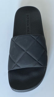 NIB $520 Bottega Veneta Women’s Matt Rubber Black Slides Sandals 9 (39) 640051