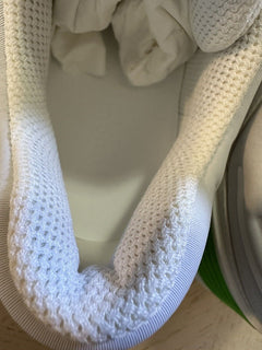 NIB $950 Gucci Women GG Demetra Basket Sneakers White/Green 9.5 US/39.5 700290