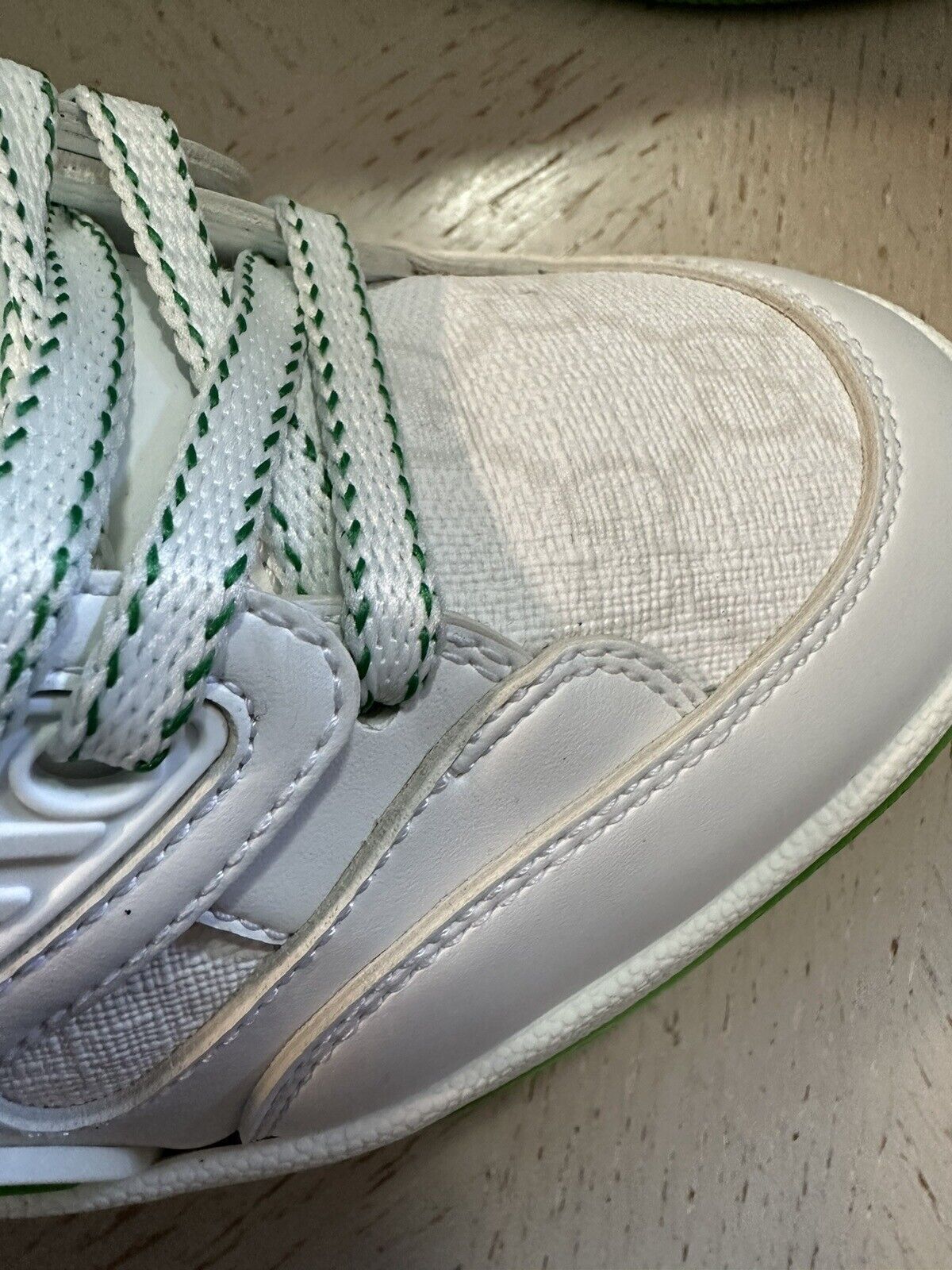 NIB $950 Gucci Women GG Demetra Basket Sneakers White/Green 9.5 US/39.5 700290