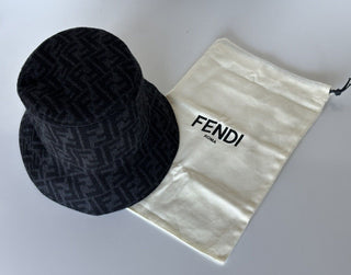 NWT $690 Fendi FF Wool Black Men’s Bucket Hat Medium FXQ801 Made in Italy