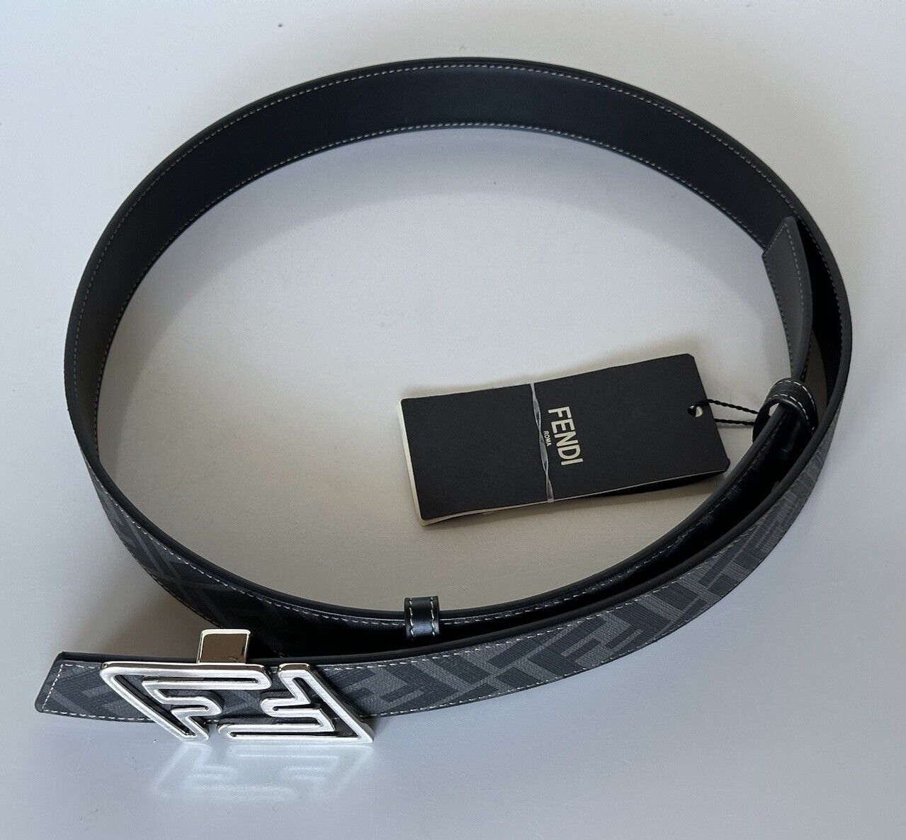 NIB $620 Fendi FF Faster Leather Black Reversible Belt 105/42 7C0486 Italy