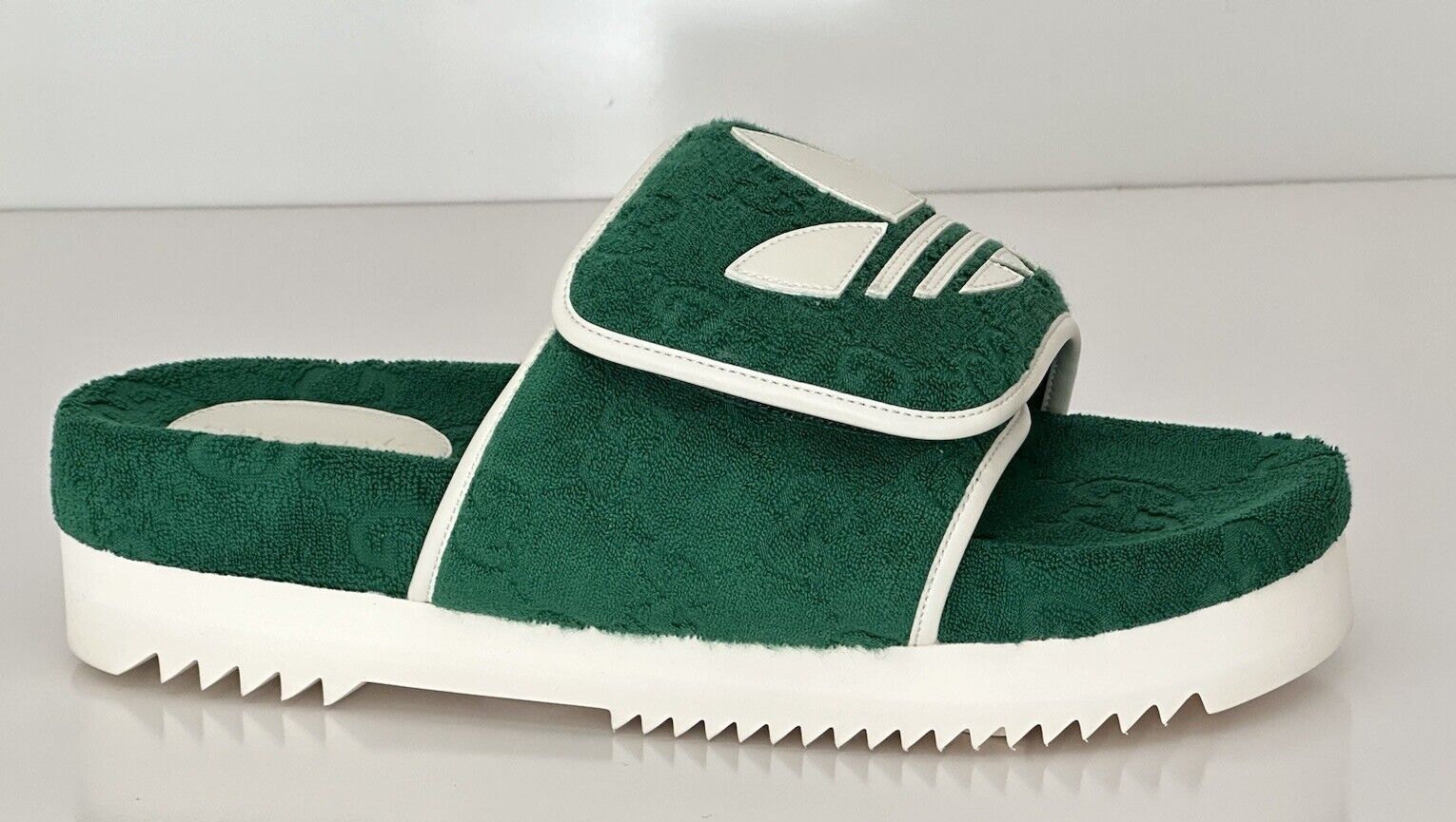 Gucci x Adidas Mens GG Magic Sponge Sandals Green 11.5 US (Gucci 11) IT 702412