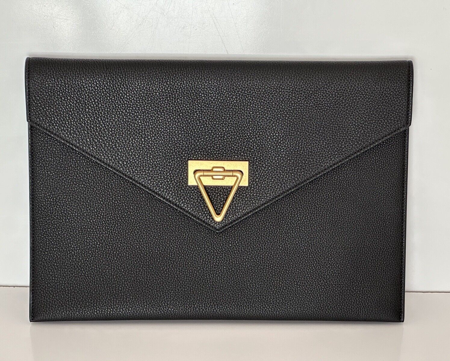 Bottega Veneta Saint Germain Calf Leather Pouch Case Black 690582 NWT $2000