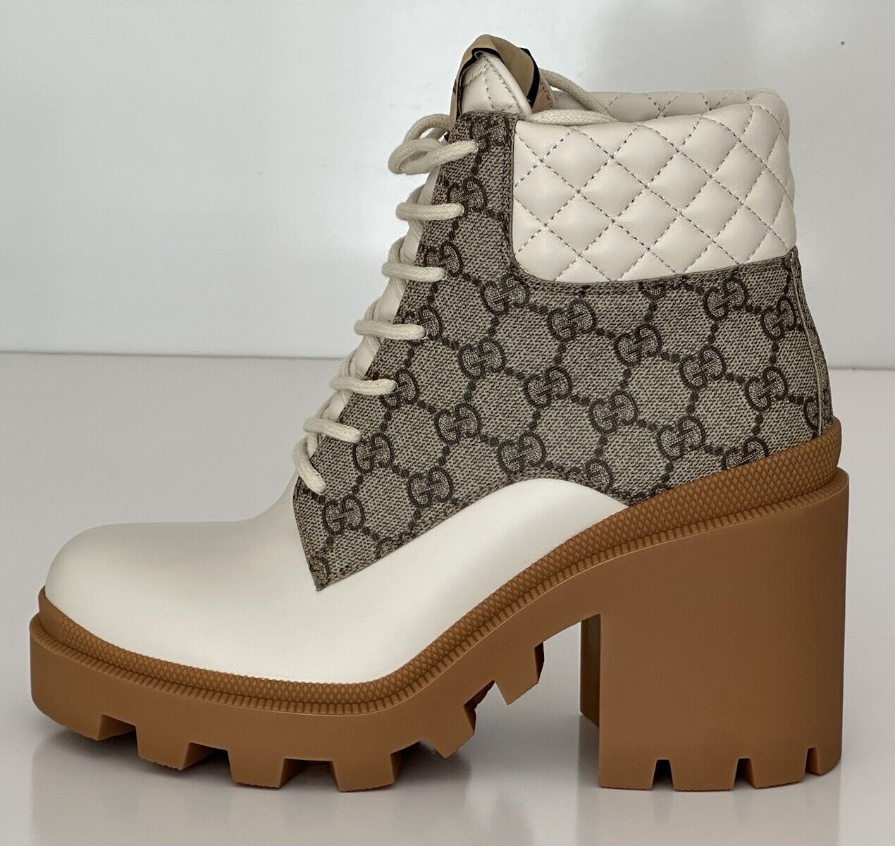 Gucci  Women's GG Supreme Leather Beige Boots 10 US (40 Euro) 659691 IT NIB