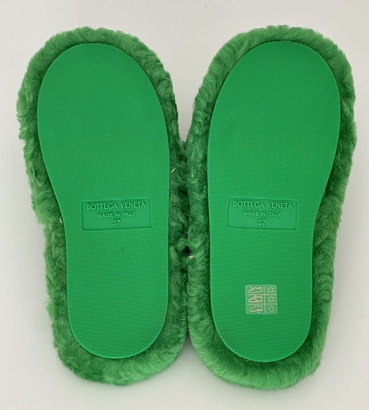 Bottega Veneta Green Teddy Shearling Padded Sandals 7 US 69414 IT NIB $1100