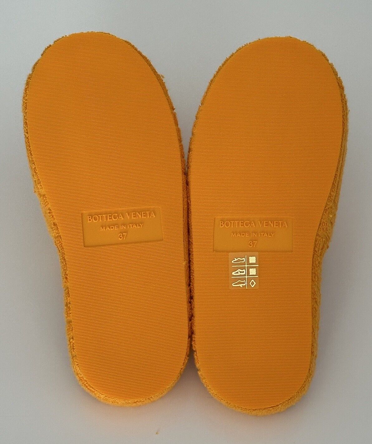 Bottega Veneta Women's Intrecciato Resort Sponge Slipper  Tangerine 7 US 659139