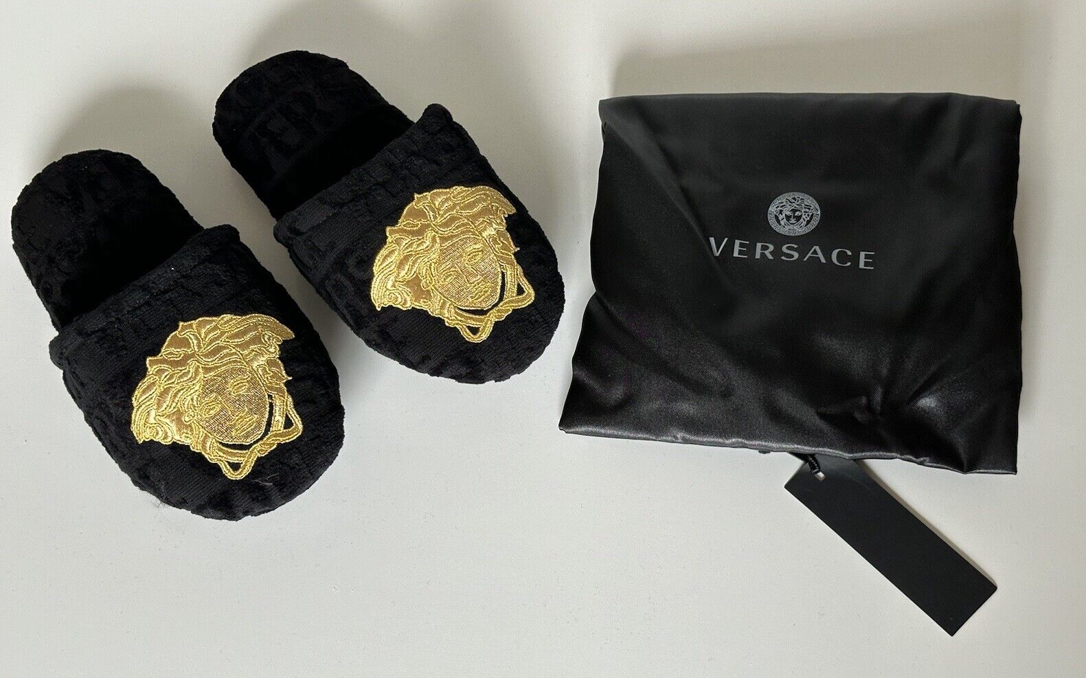 Versace Medusa Head Women’s Bath Slippers Black Small ZSLB00004 Italy NWT $250