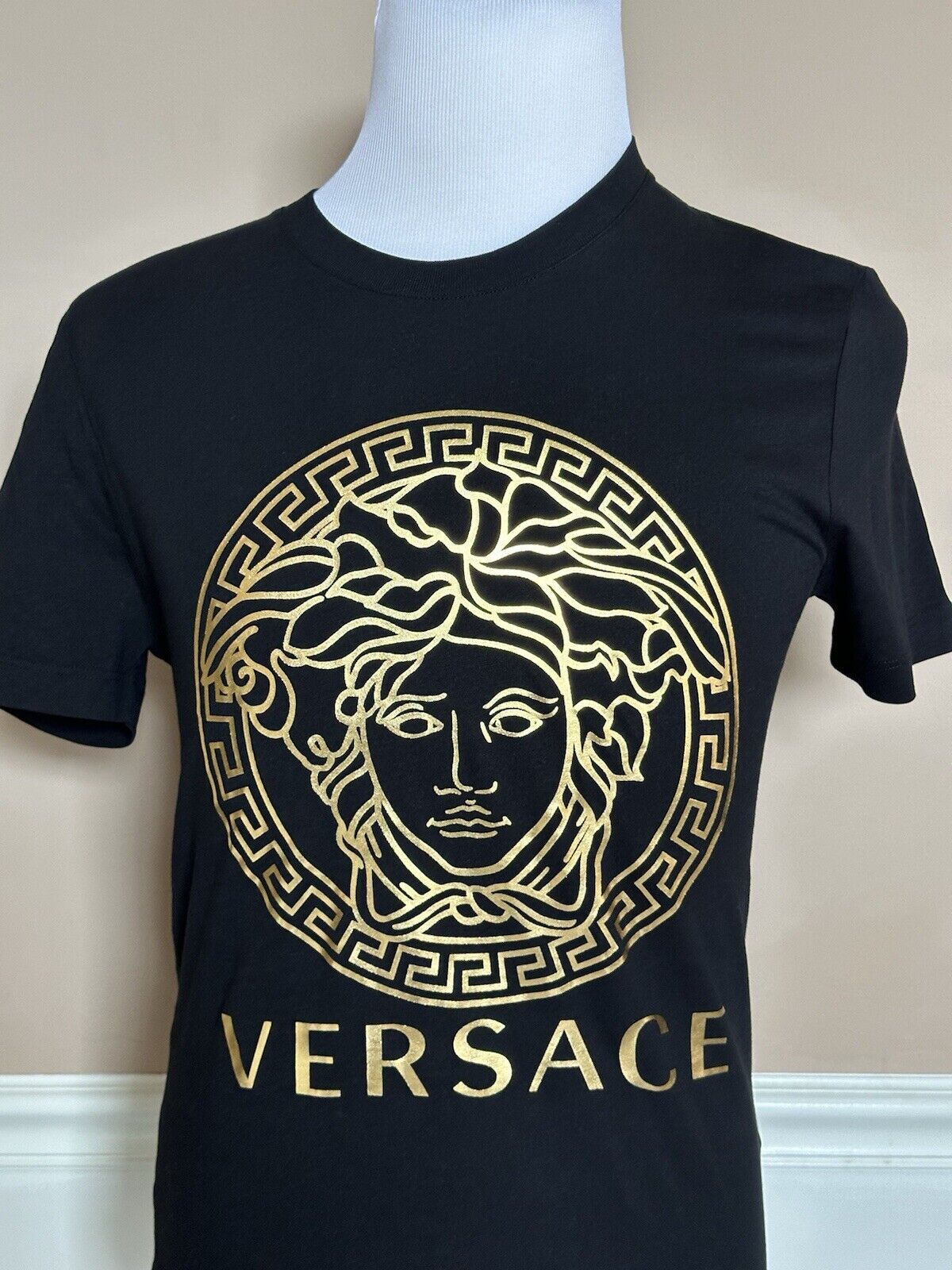 Versace Gold Medusa Print Black Cotton Jersey T-Shirt XS A89497S NWT $475