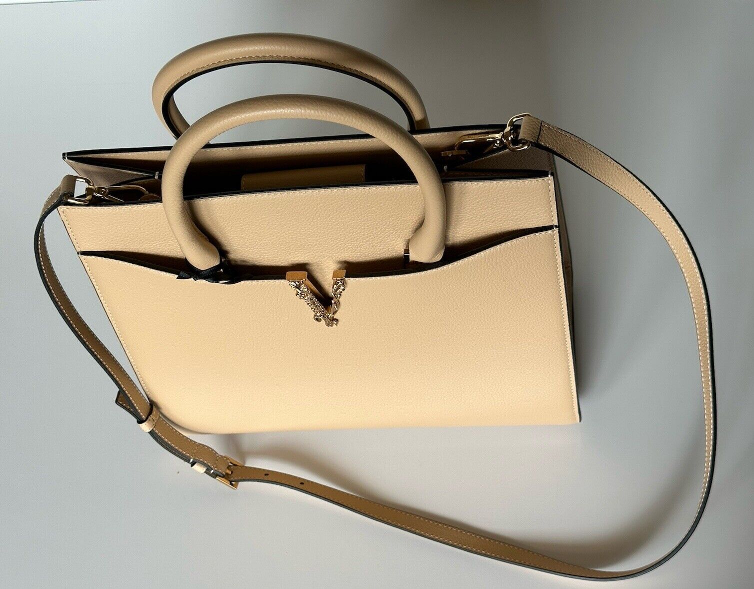 Versace Virtuous Grainy Calf Leather Beige Hand Bag with Strap 1005961 NWT $2100