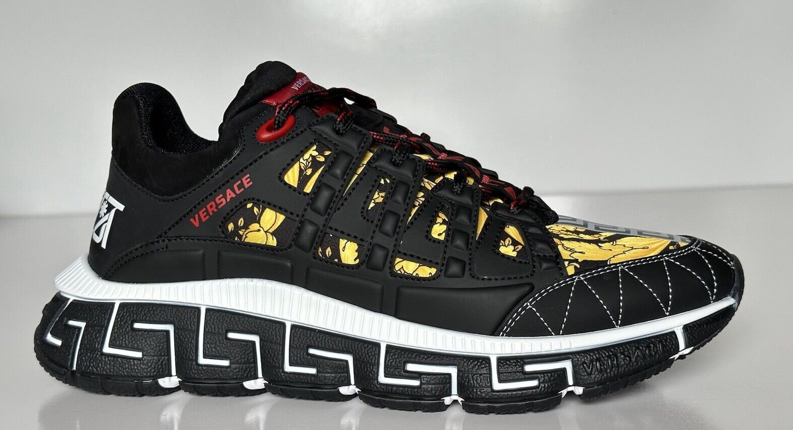 Versace Men's Trigreca Barocco Sneakers Black/Red/Yellow 9 US (42 Eu) IT DSU8094