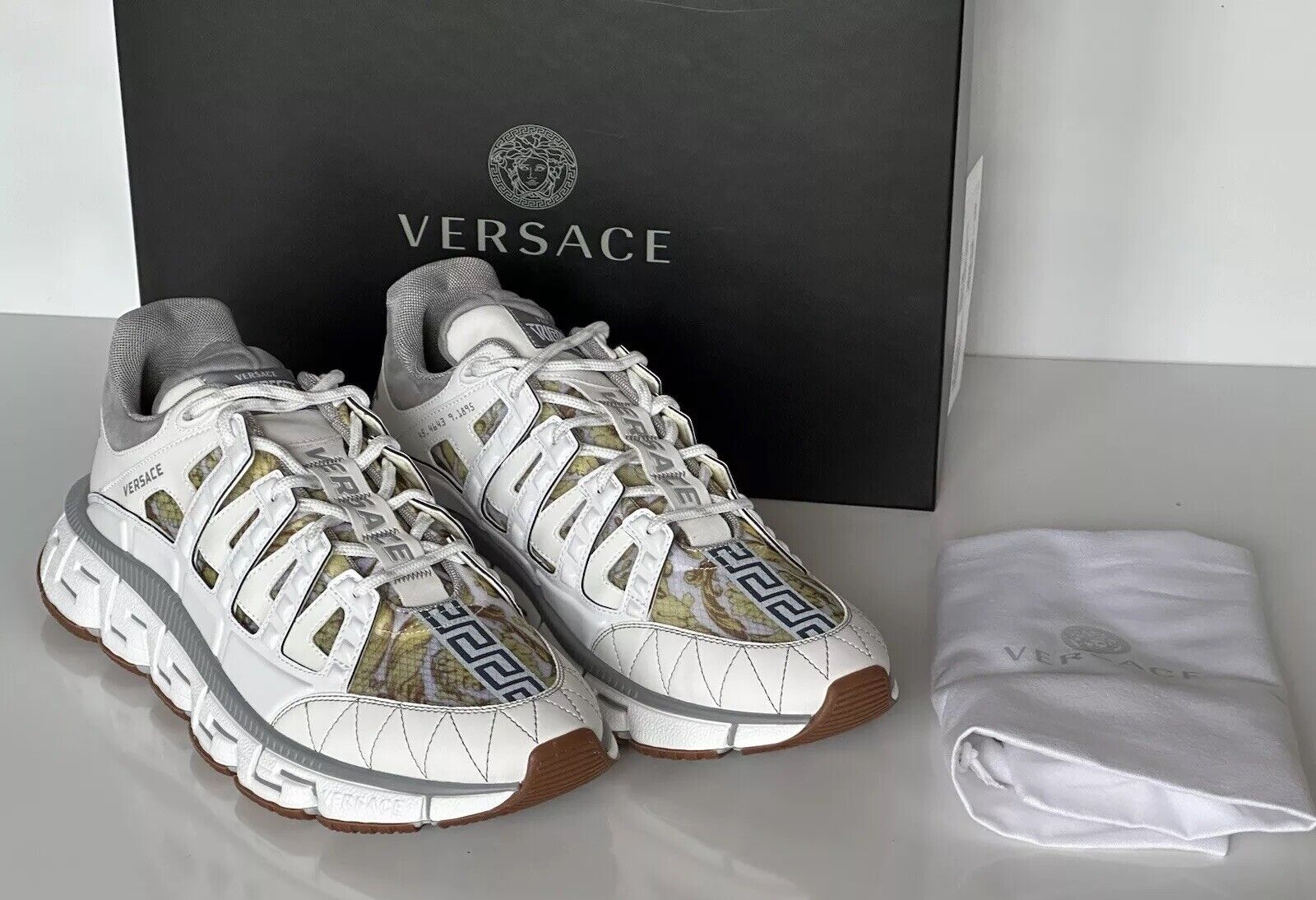 Versace Men's Trigreca Barocco Sneakers White 8 (41 Euro) IT DST539G NIB $990