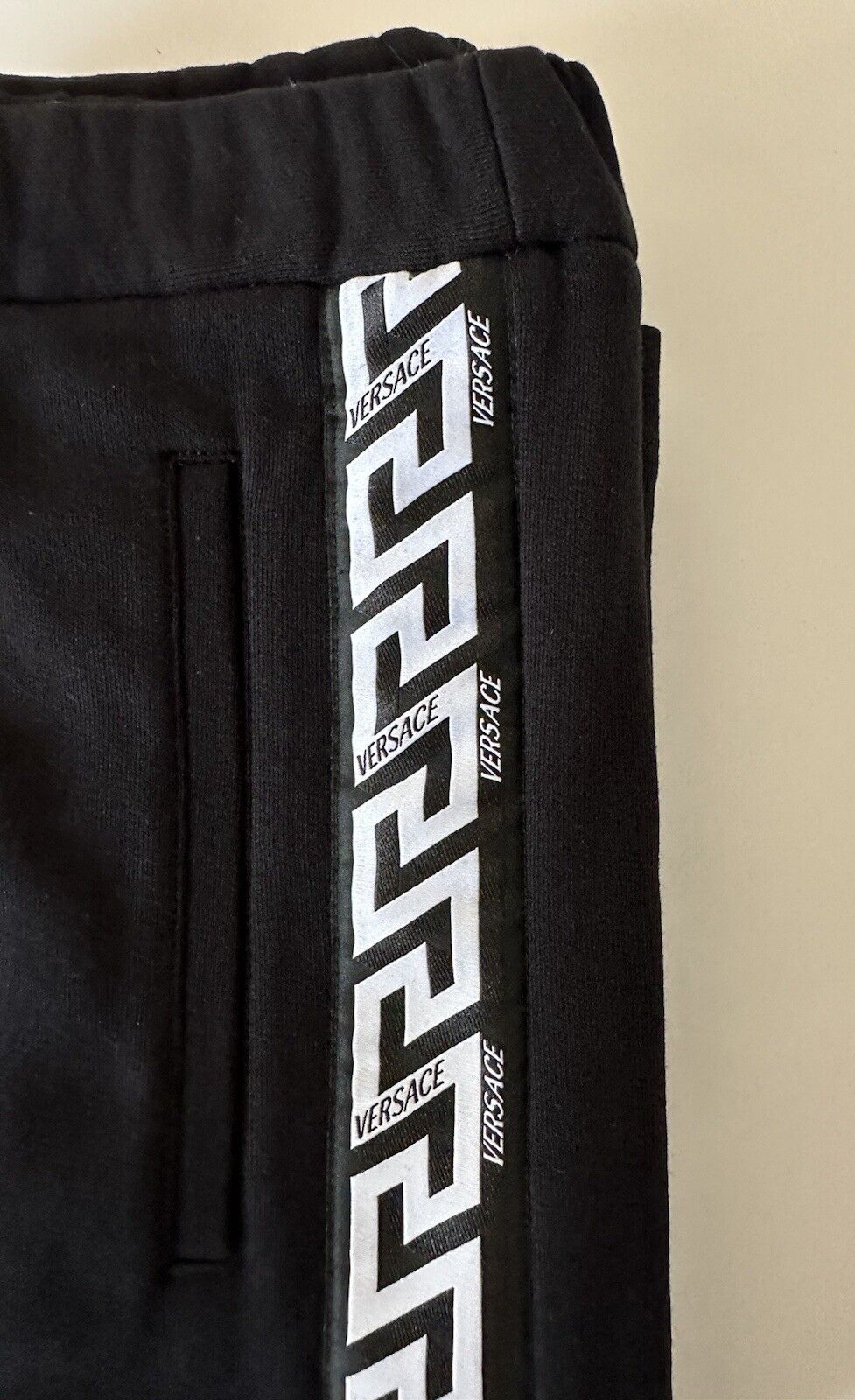 Versace Women's Black Greca Print Jogger Pants Size 6 US (40) 1008416 NWT $790