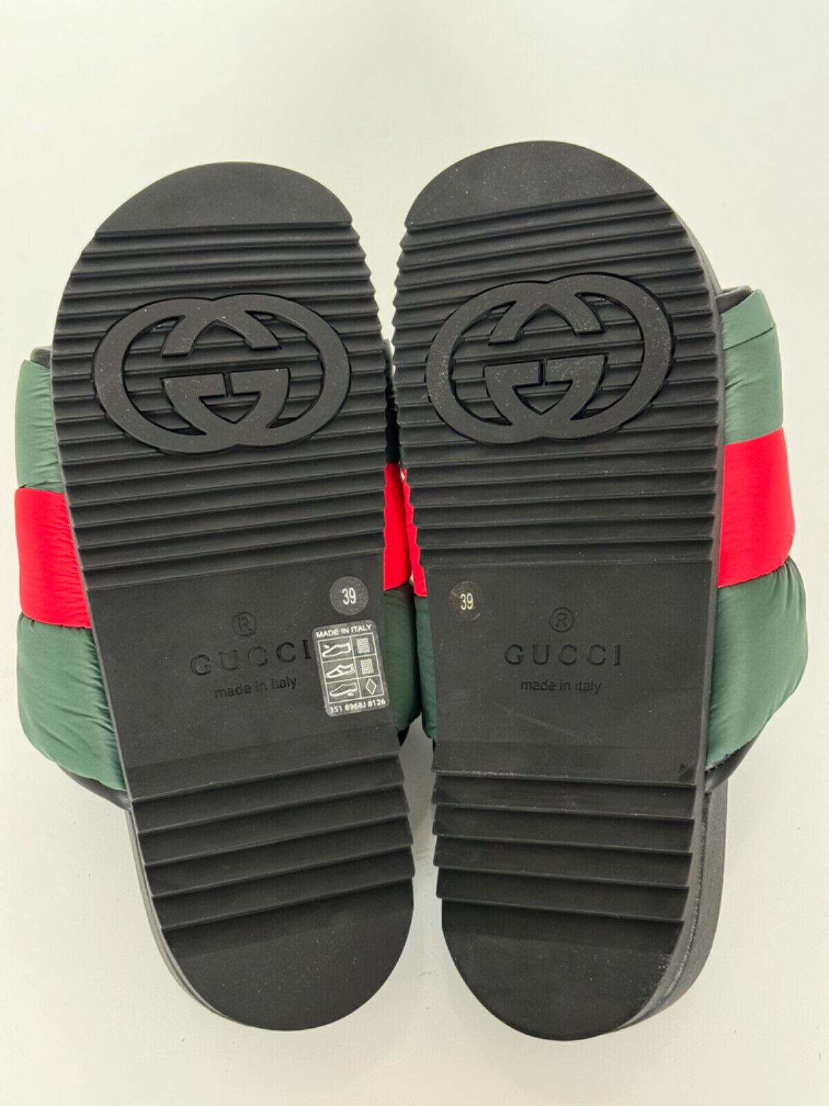 Gucci Women’s Rubber Slide Sandals Green/Black/Red 9 US (Gucci 39) 700320 IT NIB