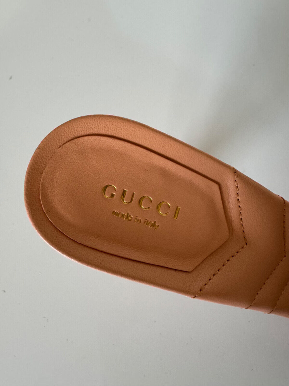 Gucci Women's GG Marmont Leather Slides Sandals 8.5 US (38.5 Euro) 674839 IT NIB