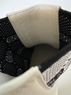 Gucci Women's GG Dali Soft Leather White Boots 9.5 US (39.5 Euro) 718718 IT NIB