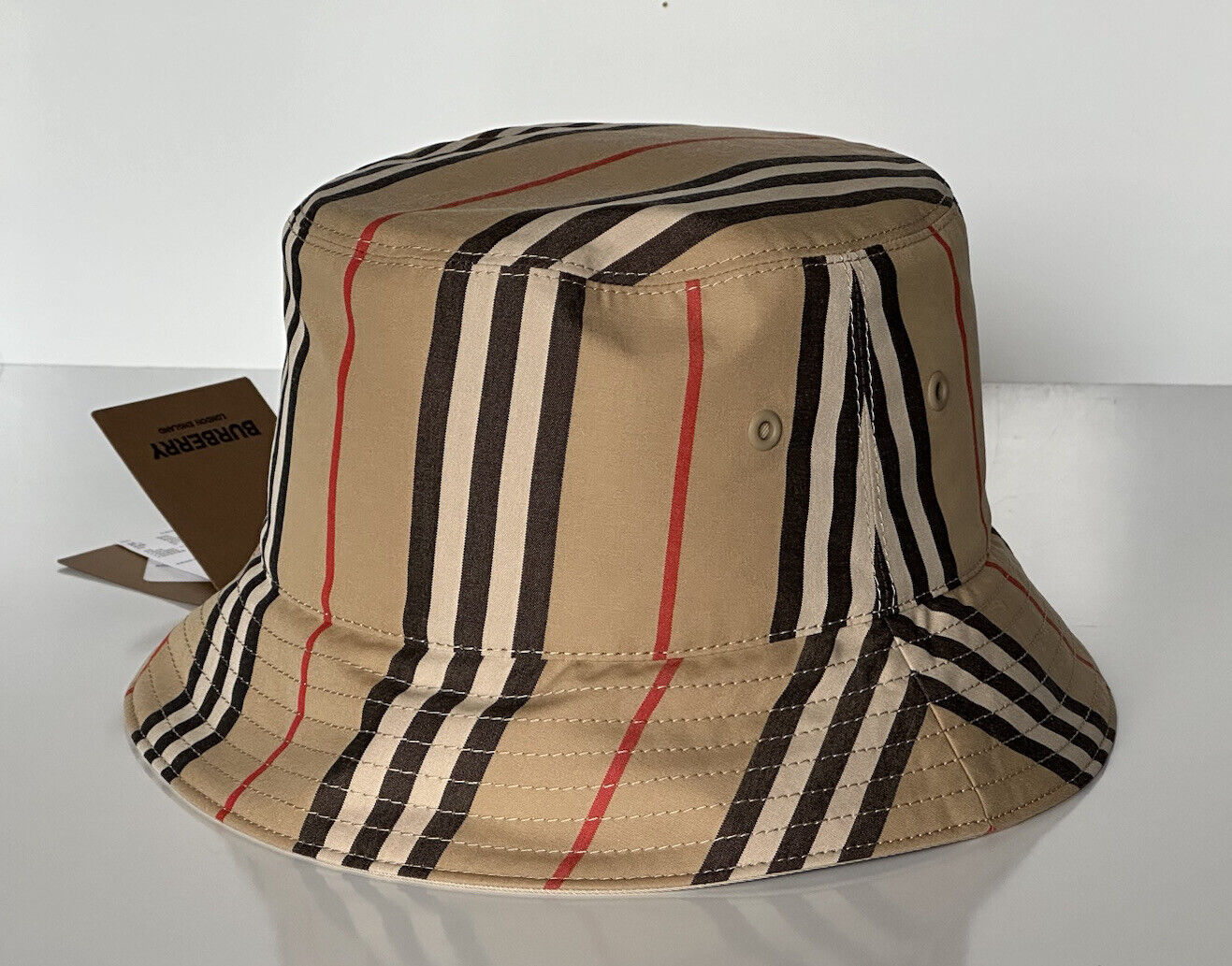 NWT $470 Burberry Check Bucket Hat Cotton Archive Beige L (59 cm) 8056638 Italy