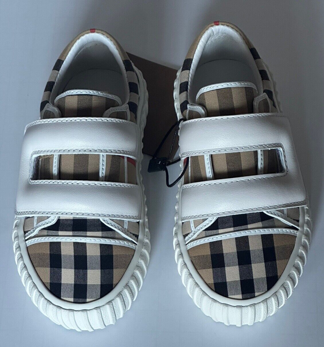 Burberry Baby's Mark Low Top Check Sneakers Beige 25 Euro 2 yrs old 8049401 NIB