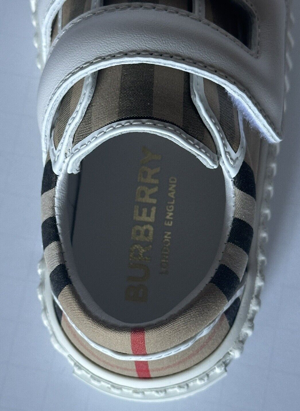 Burberry Baby's Mark Low Top Check Sneakers Beige 25 Euro 2 yrs old 8049401 NIB