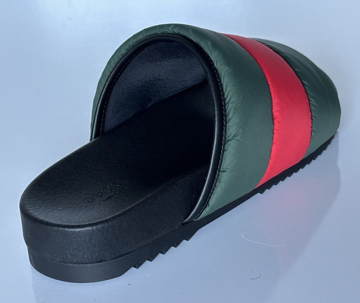 NIB Gucci Women's Nylon Green/Red/Green Slide Sandals 11 US (41 Euro) 700320 IT