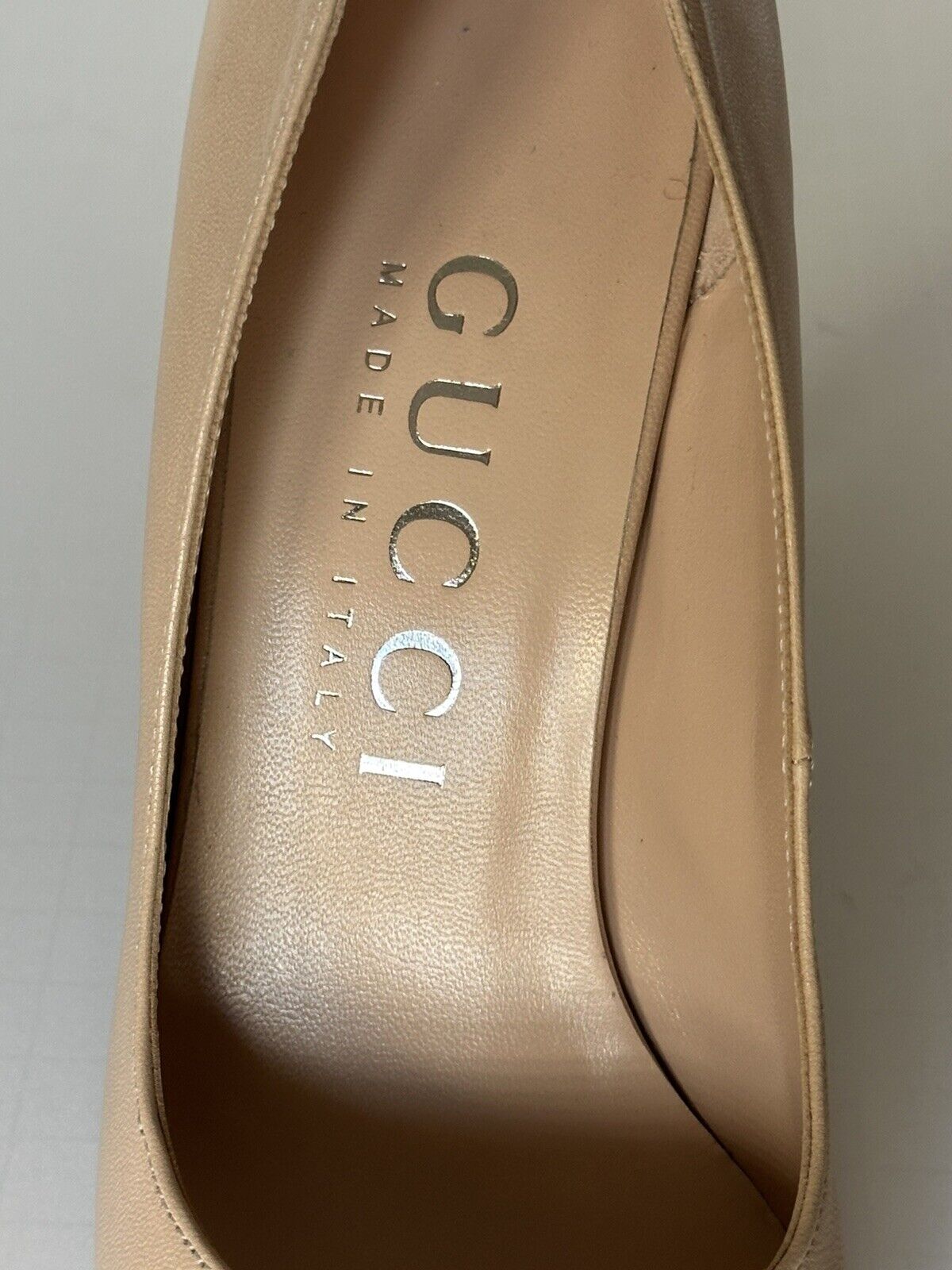 Gucci GG Stilletos Women's Pump Leather Nude Rose Shoes 9 US (39 Eu) 738682 NIB