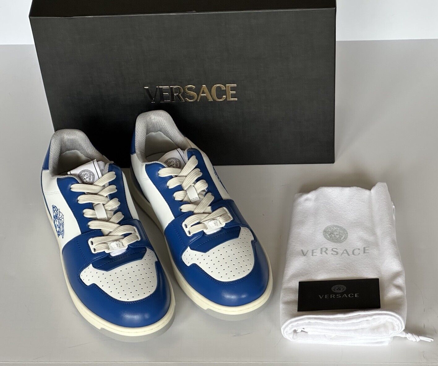 Versace Medusa Low Top Men’s Blue/White Leather Sneakers 9 US (42) IT NIB $750