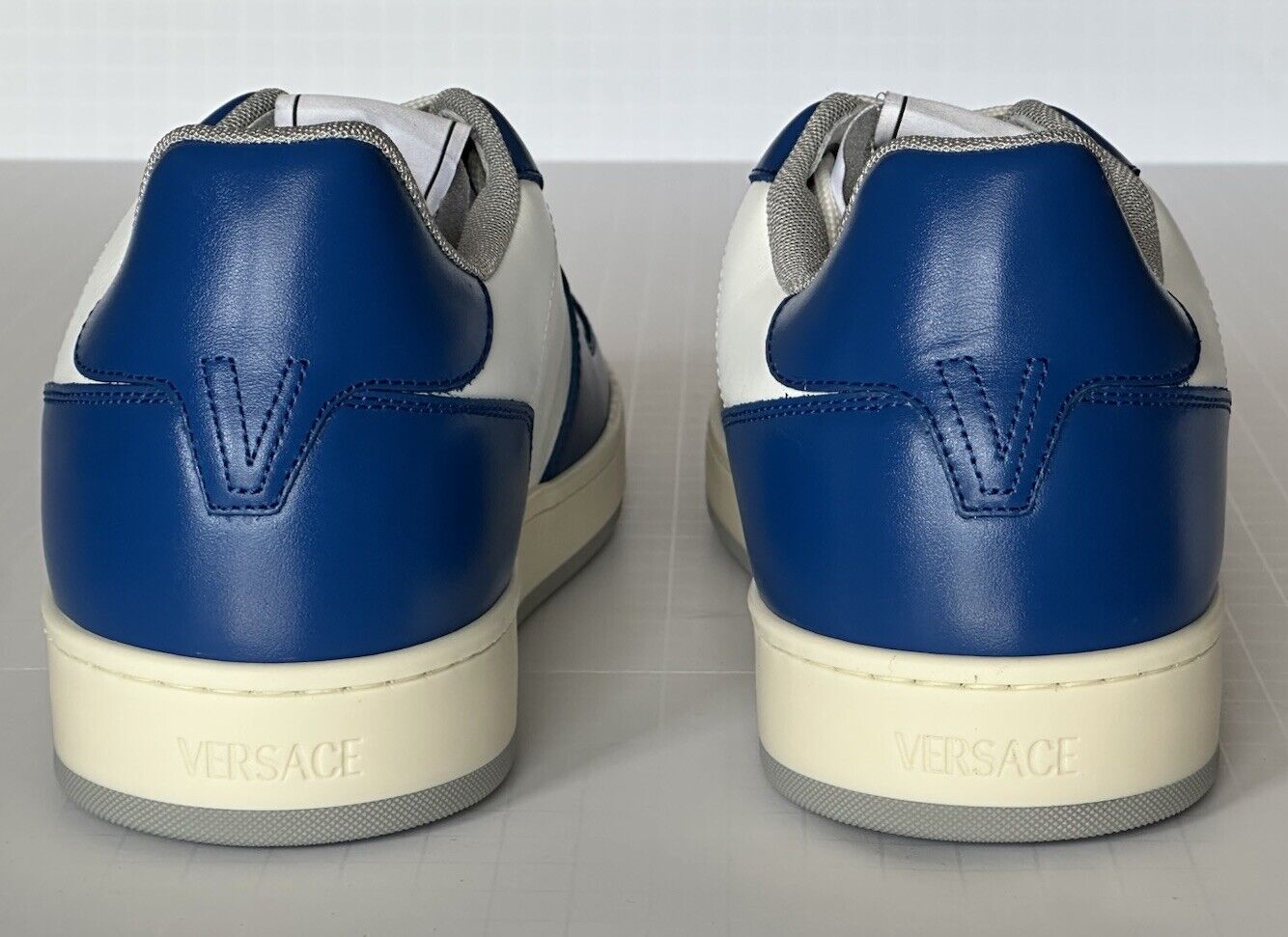 Versace Medusa Low Top Men’s Blue/White Leather Sneakers 9 US (42) IT NIB $750