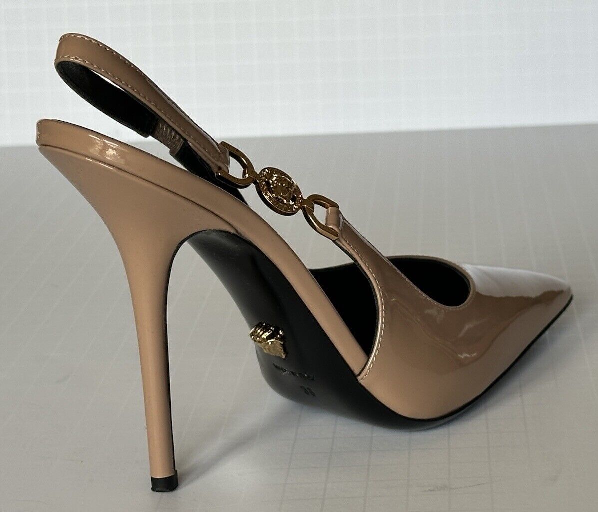 Versace Sling Back Leather Pump Shoes Blush 10 US (40 Euro) 1013740 IT NIB $850