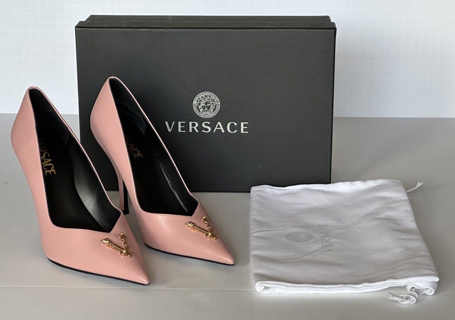 Versace Women's Leather Pump Shoes Dark Rose 7 US (37 Euro) 1014744 IT NIB $1050