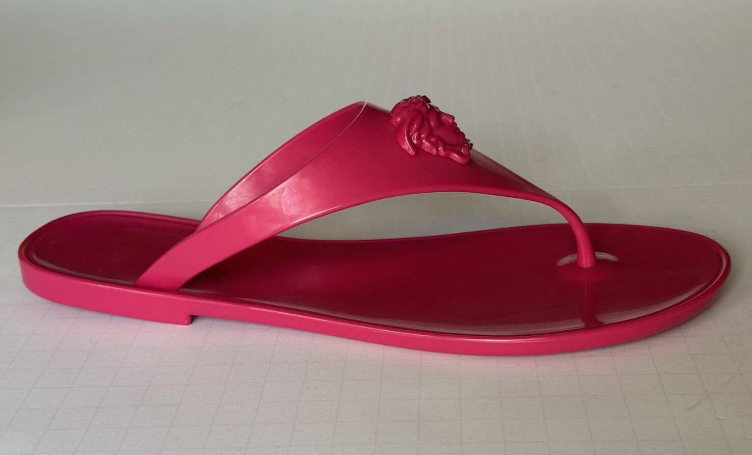 VERSACE Medusa Head Women's Fuchsia Slides Sandals 9 US (39) DSR257CS NIB $500