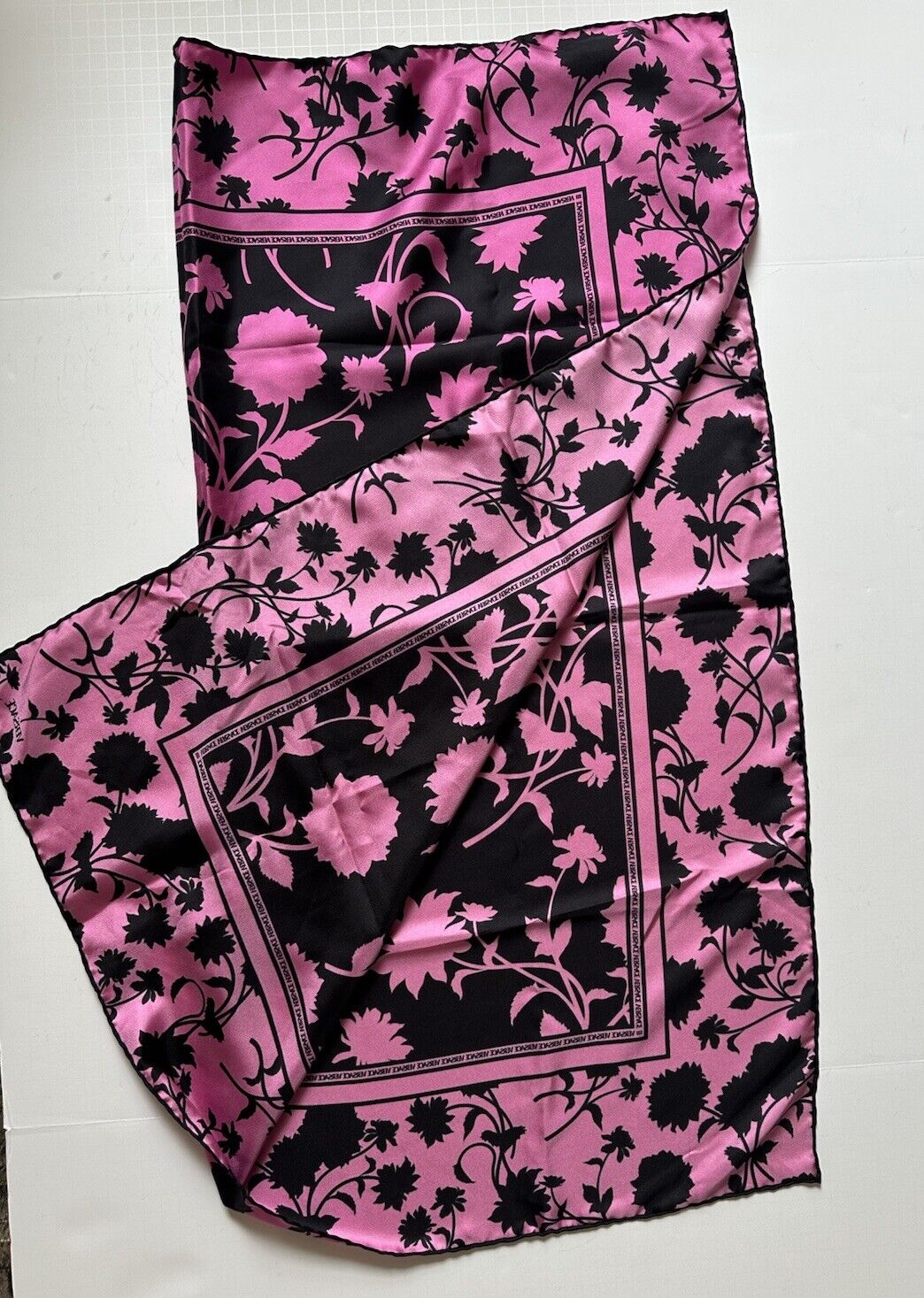 Versace Twill Organic Silk Floral Foulard Pink Scarf 35”x 35” 1001600 New $450