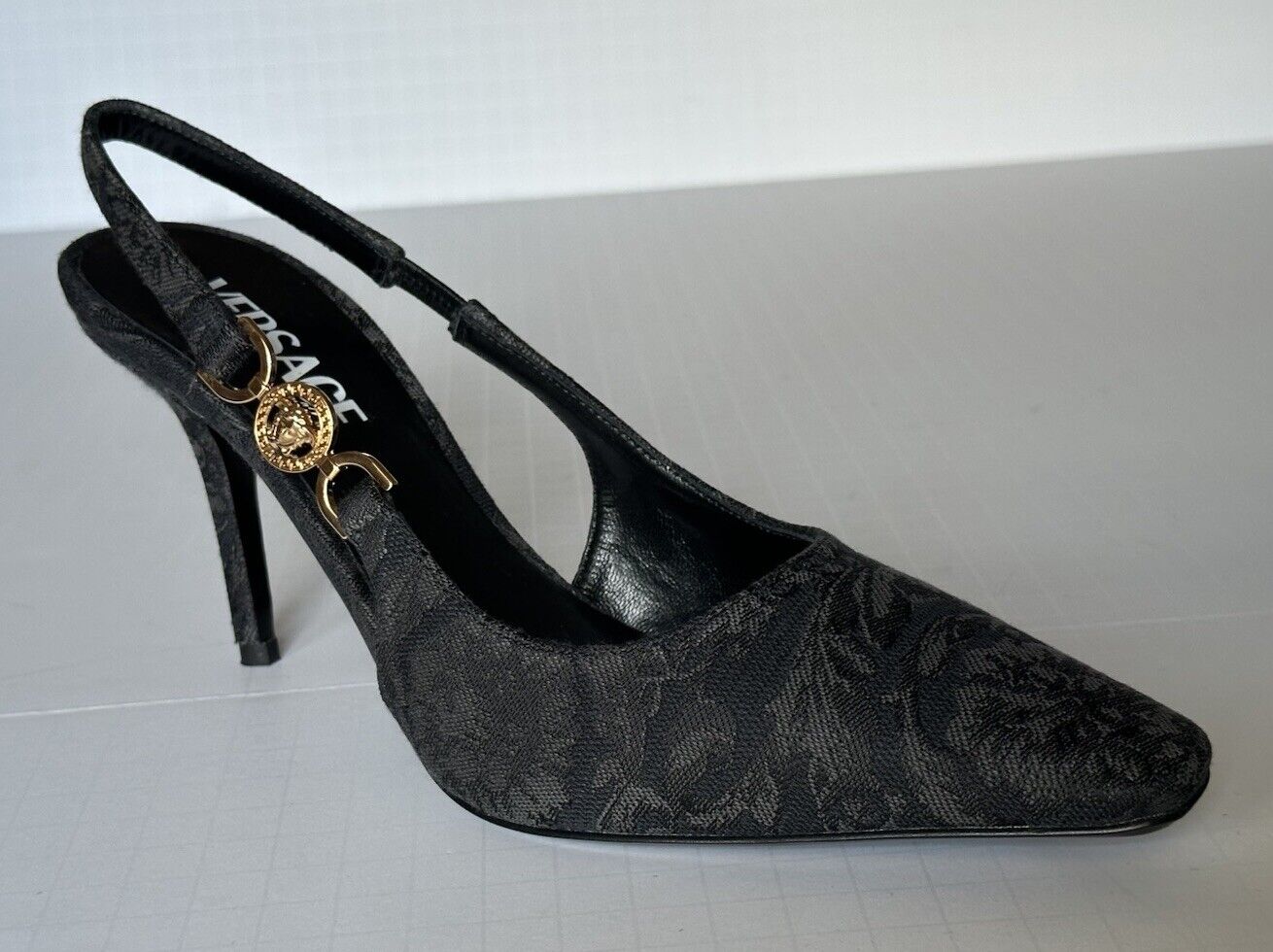 Versace Sling Back Womens Leather Pump Shoes Black 8 US (38) 1012428 IT NIB $790