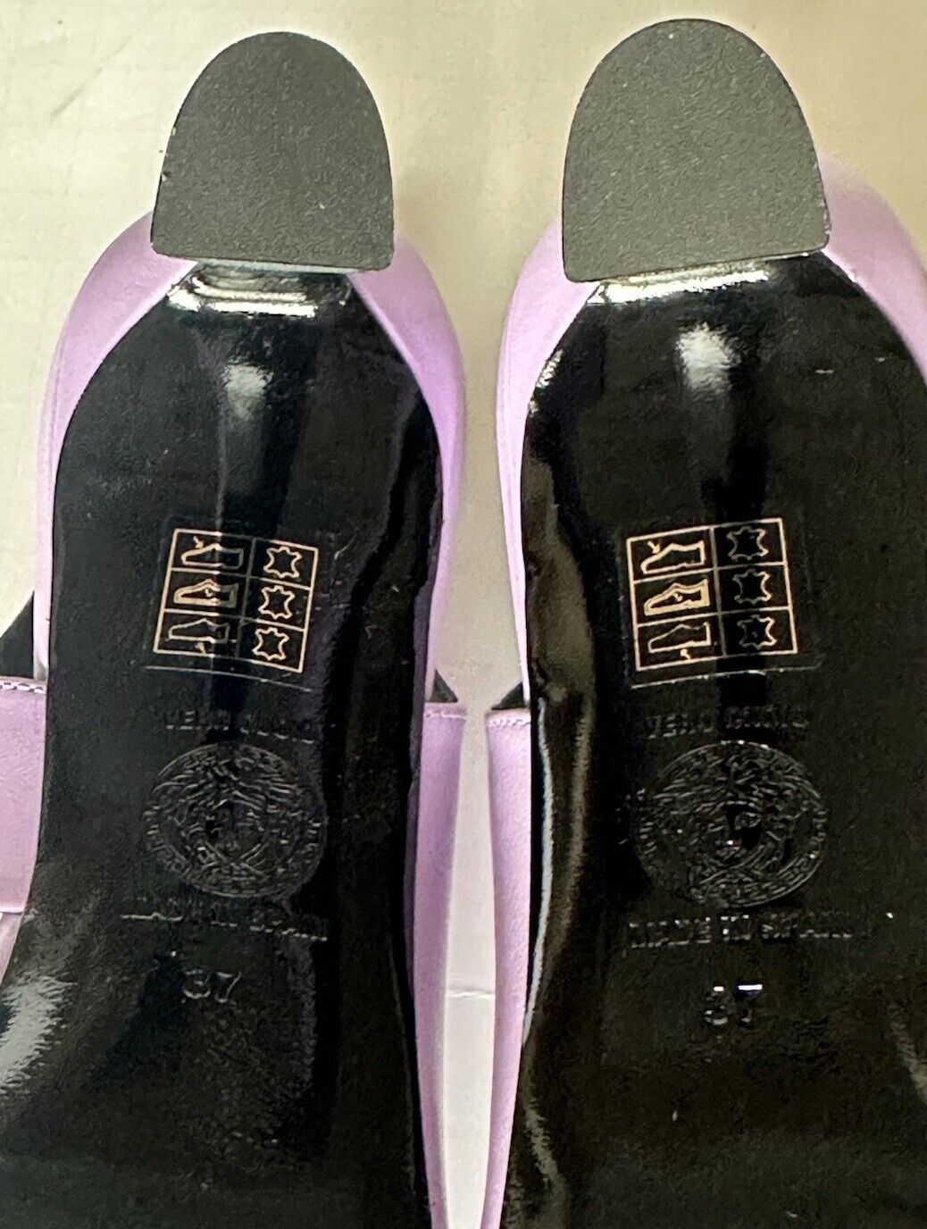 Versace Sling Back Womens Leather Pump Shoes Baby Violet 7 US (37) 1009701 $1050