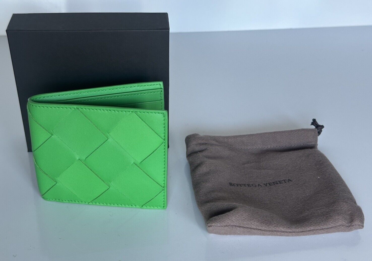 Bottega Veneta Intrecciato Leather Green Bi-fold Wallet 113993 Italy NWT $500