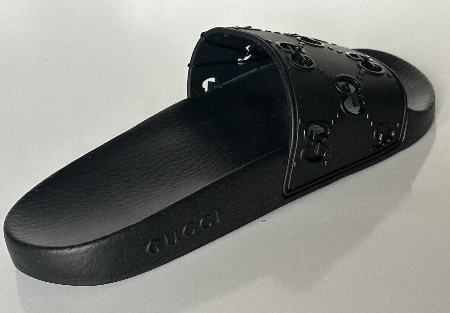 Gucci Women's GG Rubber Slide Sandals Black 10 US (40 Euro) 573922 IT NIB