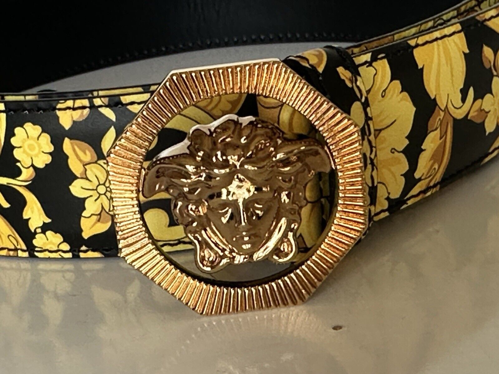 Versace Medusa-Buckle Black/Gold Leather Belt 115 (46) Italy DCU6715S NWT $550