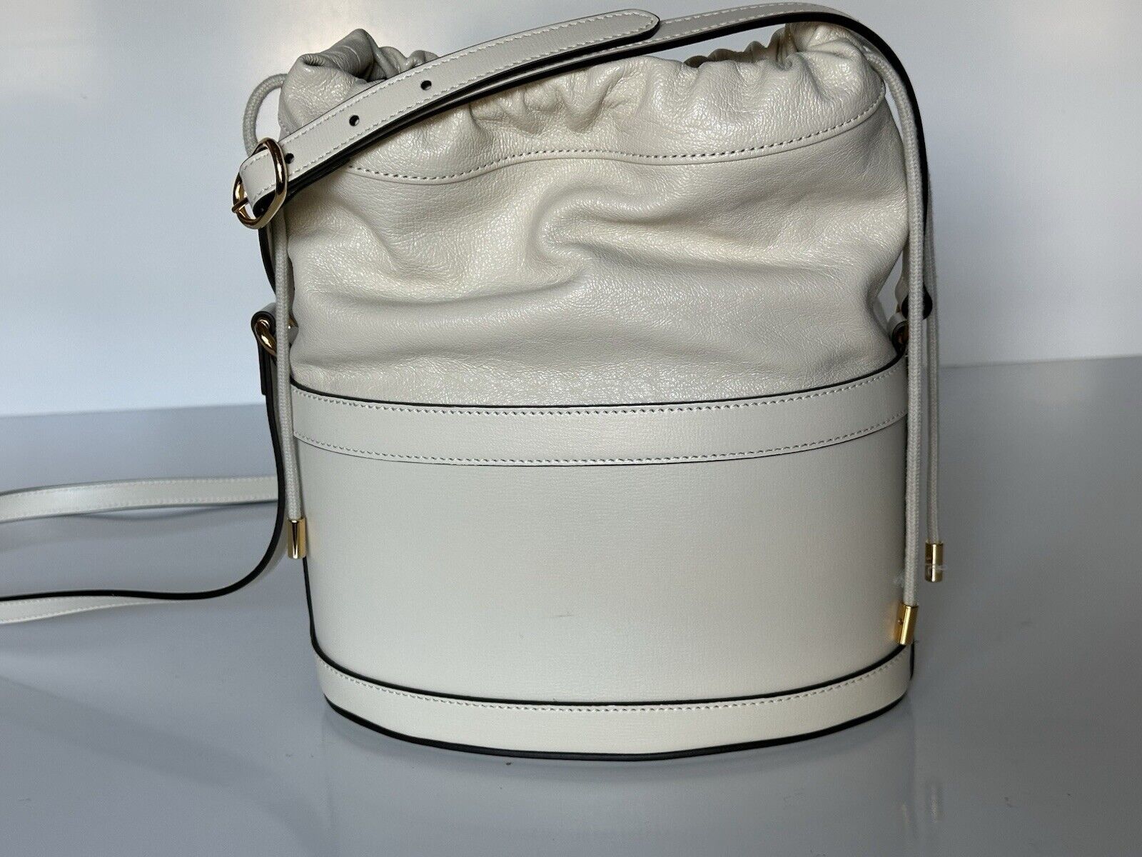 Gucci Women’s Azalea Horsebit 1955 Bucket Crossbody Leather Bag White 602118