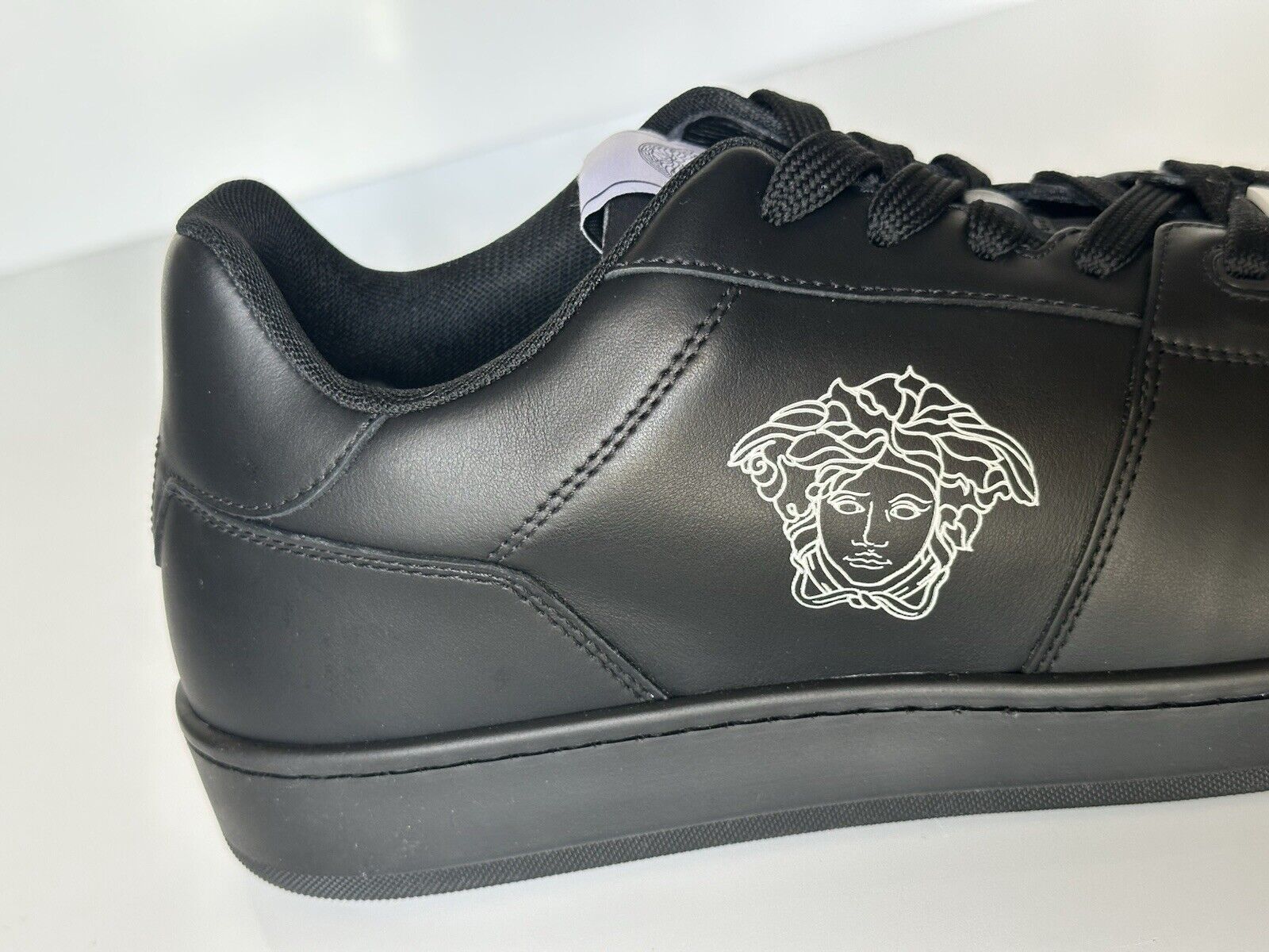 Versace Medusa Men’s Black Leather Sneakers 10 US (43 Euro) 1013377 IT NIB $700