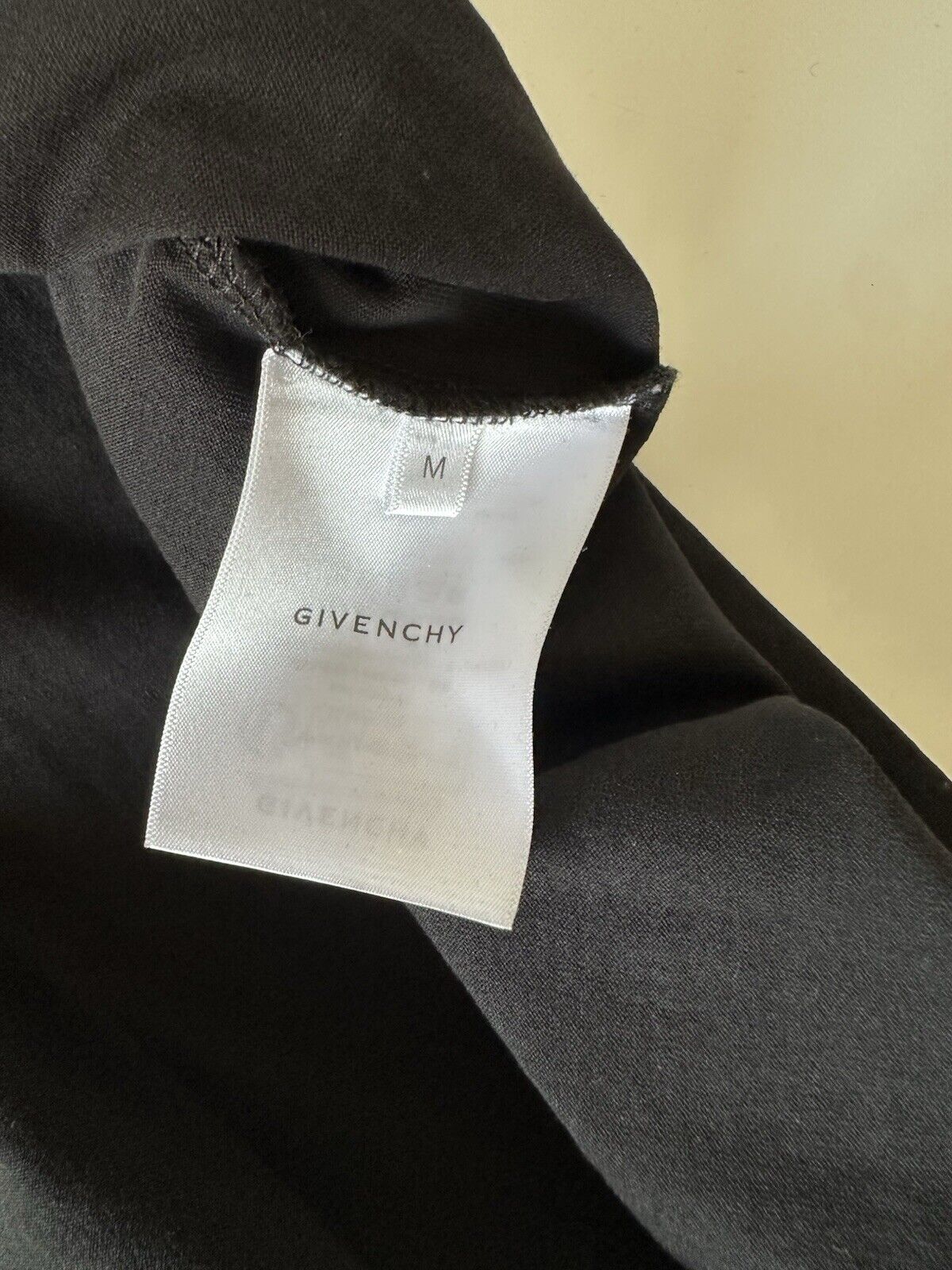 Givenchy Logo Print Black Tank Top Sleeveless M BM71CN3YFR Portugal NWT $590