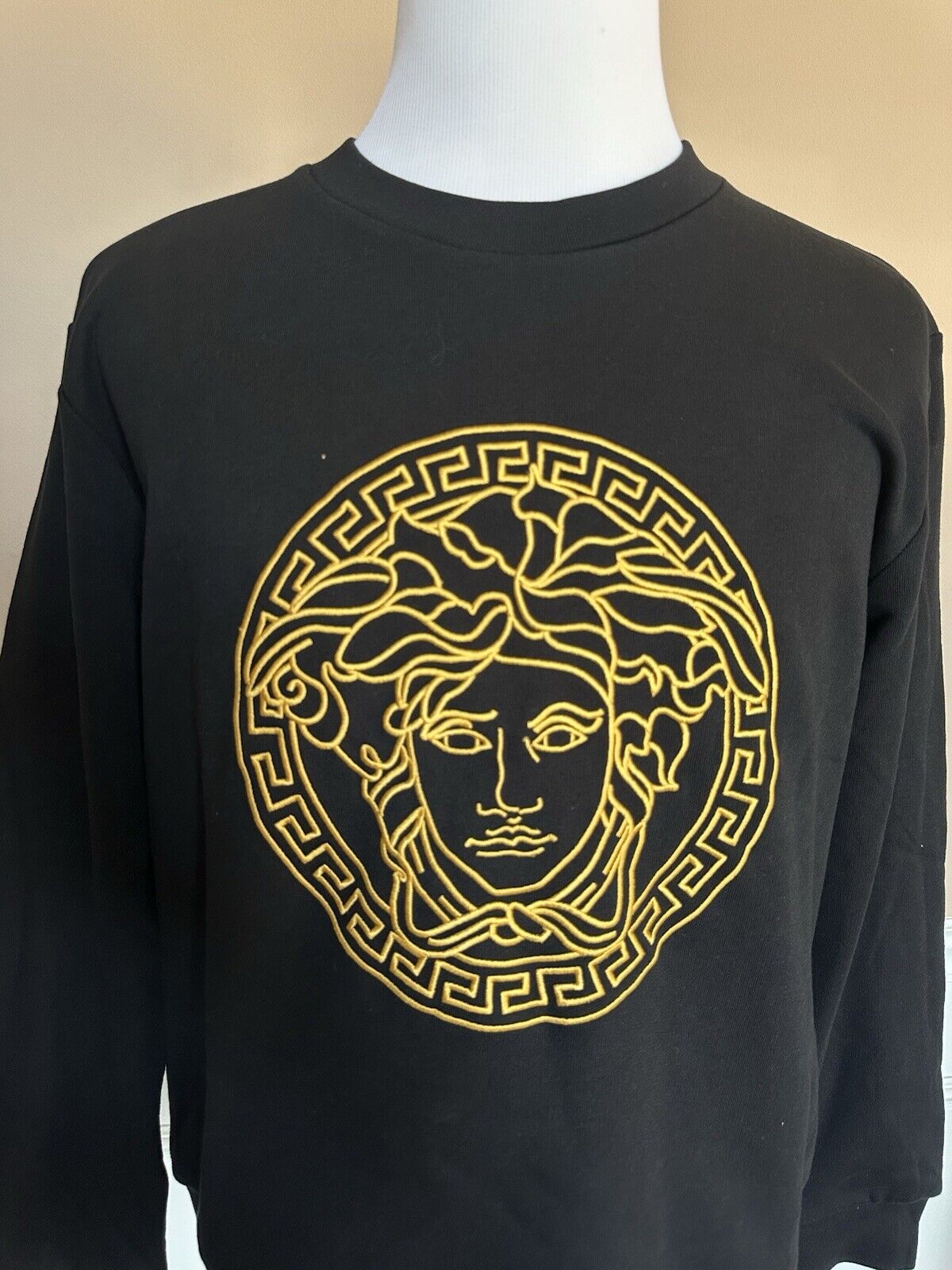 Versace Medusa Embroidered Black Cotton Sweatshirt  8 US 42 Eu A89567S NWT $790