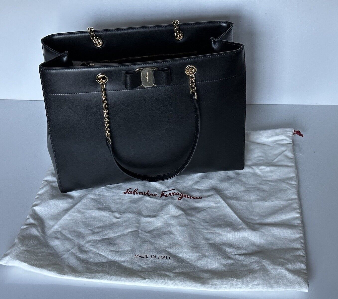 Salvatore Ferragamo Leather Tote Shoulder Bag Black 0753248 IT New $1590