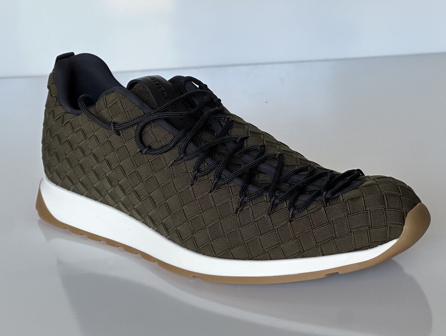 Bottega Veneta Men's Scar Tex Khaki Sneakers 8.5 US (41.5) 609915 3349 NIB $790